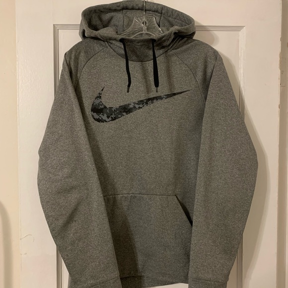 nike camo swoosh hoodie